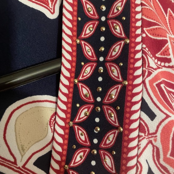 Jessica McClintock Flowy Top - Picture 6 of 7